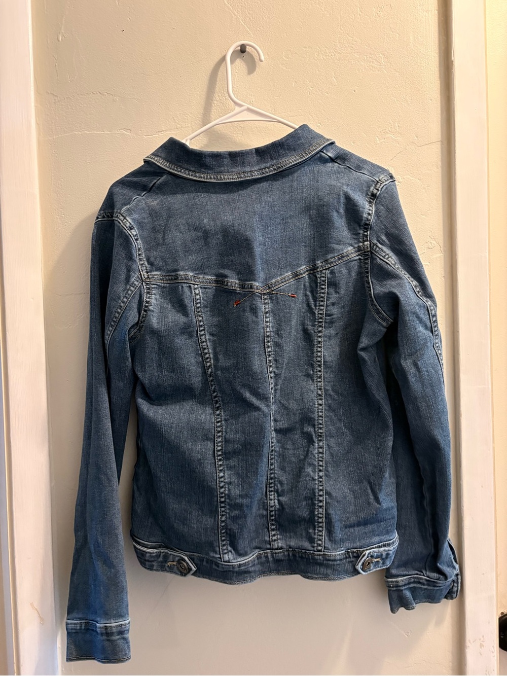 Classic Wrangler Blue Denim Jacket - Picture 7 of 8
